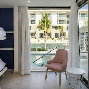 Privileged Grand Family Suite & Swim Up